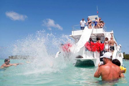 Buggies, Catamaran and Transfer (Full Day) From Punta Cana